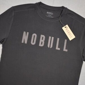 NOBULL Mens Ultrasoft Workout Tee Black Medium Chest Logo Gray Performance Slim